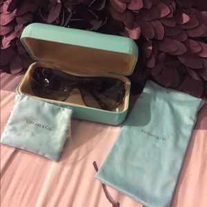 Tiffany &co. Sunglasses with case, sleeve & cloth